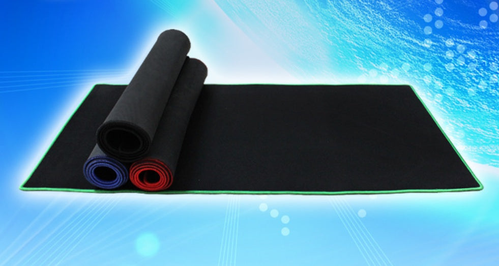 Sparky Large Extended Rubber Desk Mat